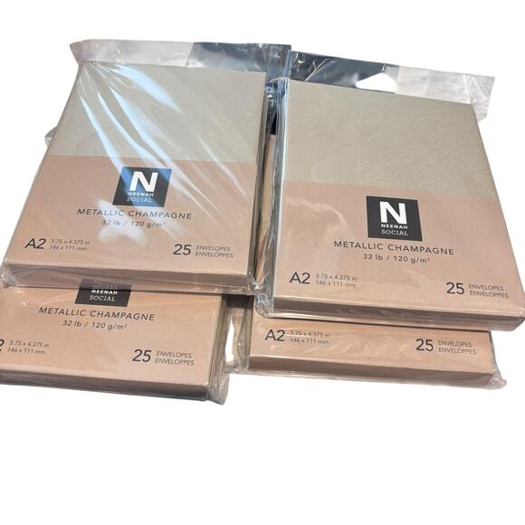 New 4 Packs of 25-Neenah Social A2 Envelopes in Metallic Champagne Wedding - Picture 1 of 5